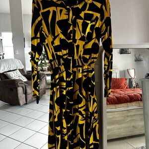 Vibrant Yellow and Black Long Sleeve Dress